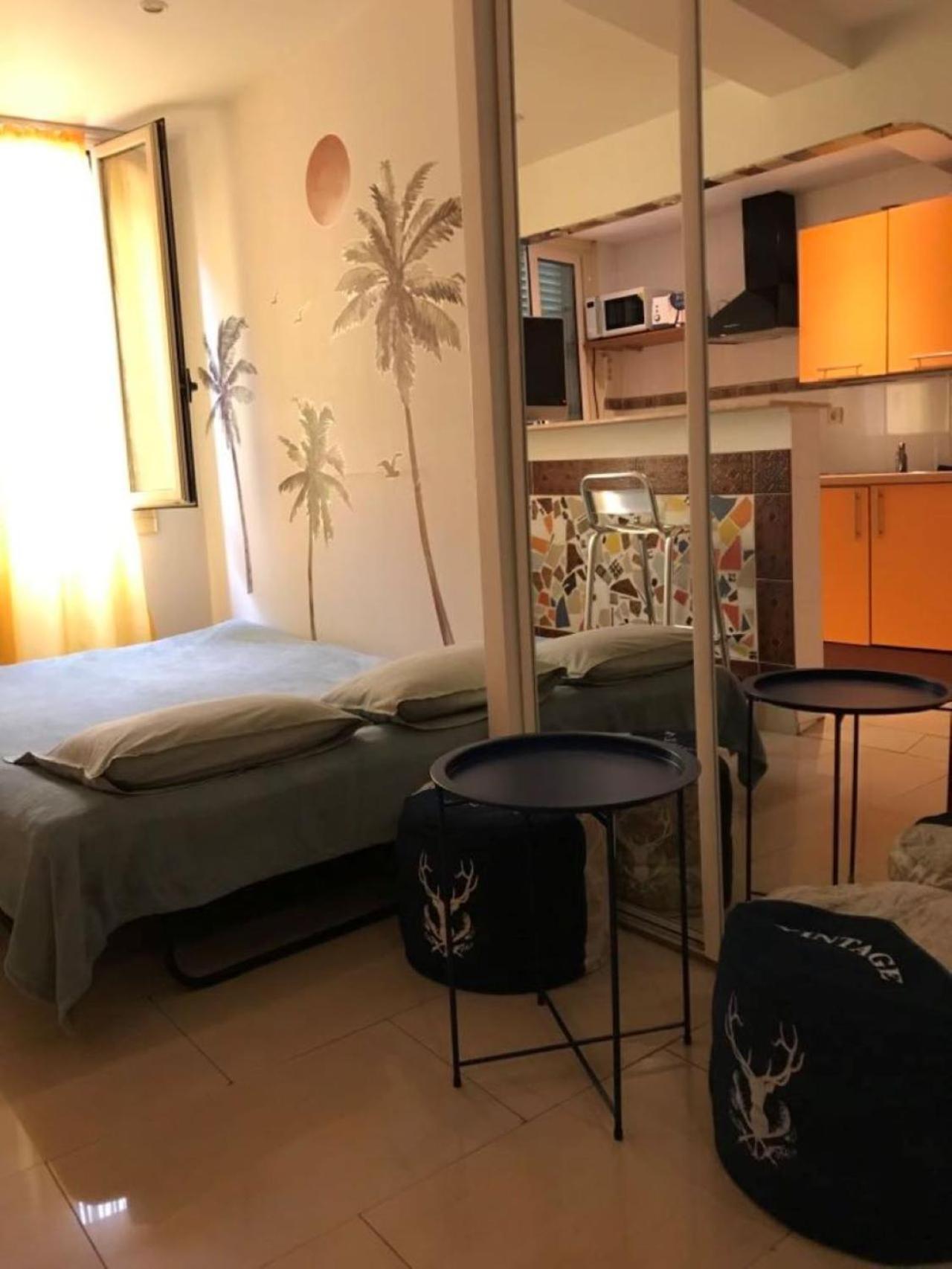 Appartement Summer Beach Studio, 4 Persons, Mobile Ac, Old Town à Nice Extérieur photo